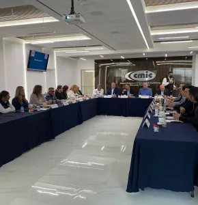 Detalla JMAS avances en infraestructura hidráulica ante empresarios de Juárez