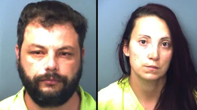Arrestan a pareja en El Paso tras hospitalizar a su hijo adoptivo con desnutrición