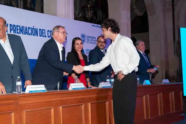Gana chihuahuense concurso nacional de transparencia con video sobre IA