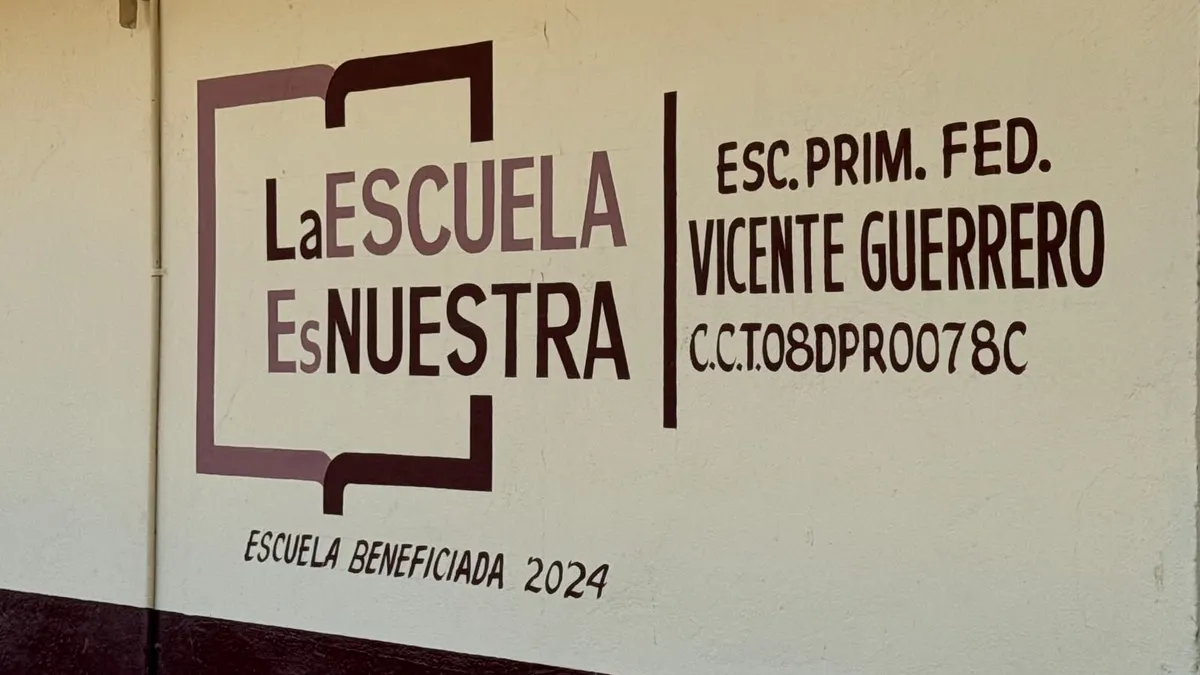 Reanudan clases en primaria Vicente Guerrero tras limpieza por inundación
