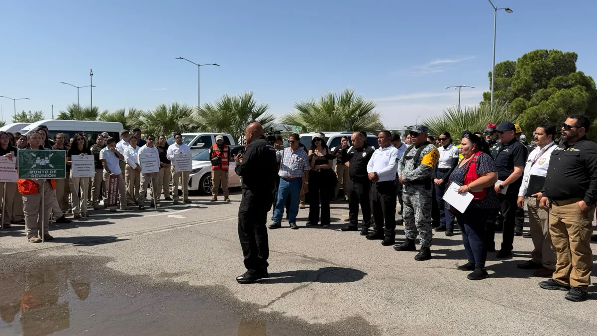 Evacúan a 205 personas en simulacro de sismo en la Aduana