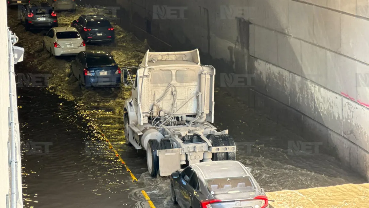 Reabren paso a desnivel de la 16 de Septiembre tras lluvias