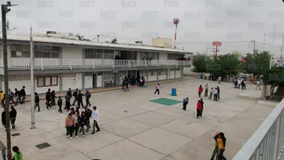 Buscan autoridades de Estado cubrir déficit de preparatorias en Juárez