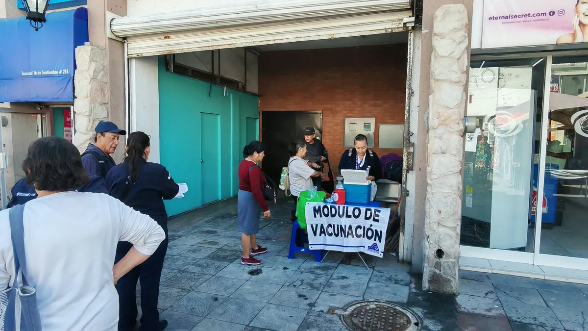 Secretaría de Salud habilita punto de vacunación en la 16 de Septiembre