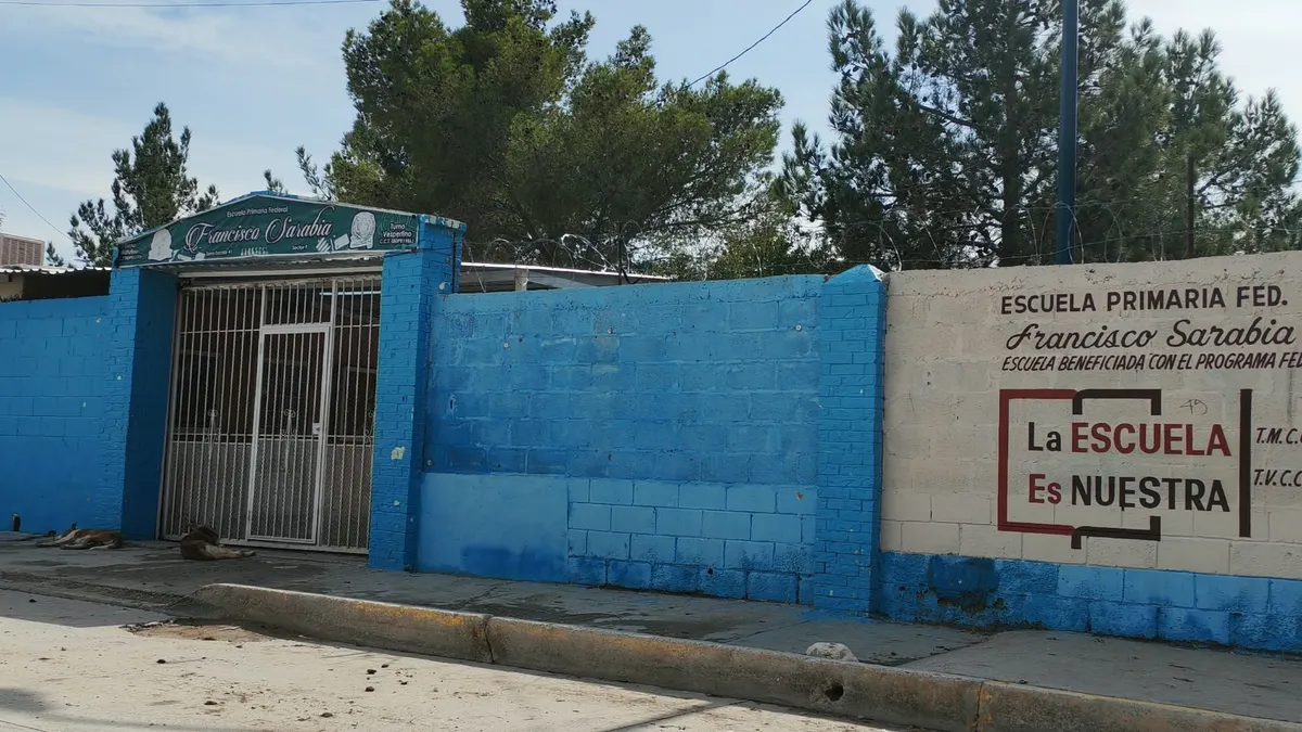 Suspendieron clases presenciales en 251 planteles de Juárez por daños de tormenta