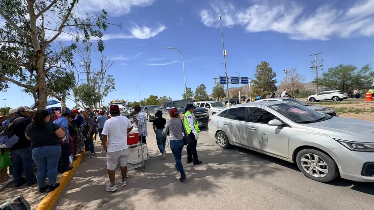 Congestiona salida de informe de Sheinbaum avenida Heroico Colegio Militar