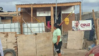 Realizan entrega semanal de agua en colonia La Nueva Conquista