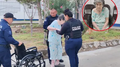 Resguarda Policía a adulta mayor extraviada; piden ayuda para ubicar a su familia