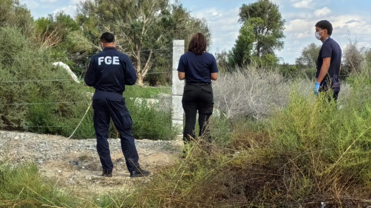 Localizan cadáver en canal de riego del Valle de Juárez