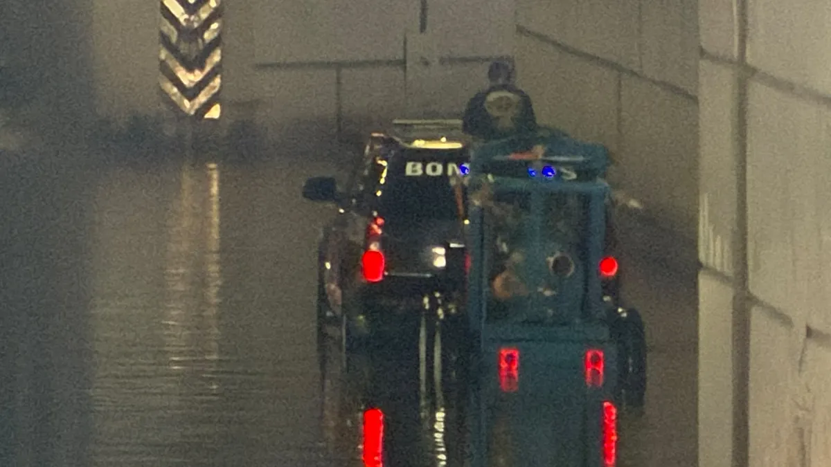 Túnel de la 16 de Septiembre permanece cerrado por acumulación de agua