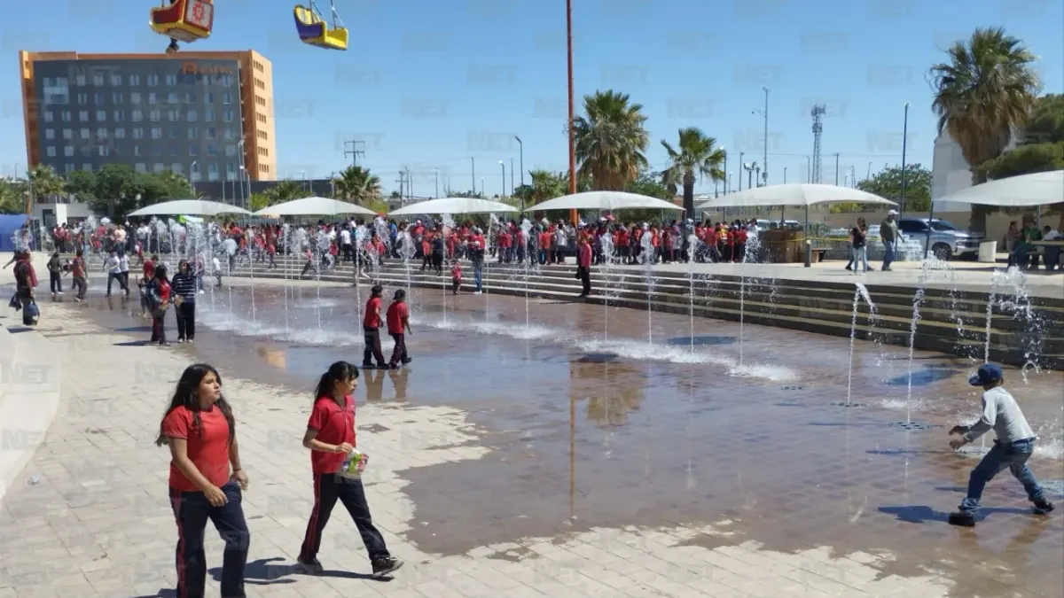 Es segura agua de fuentes danzarinas del Parque Central 