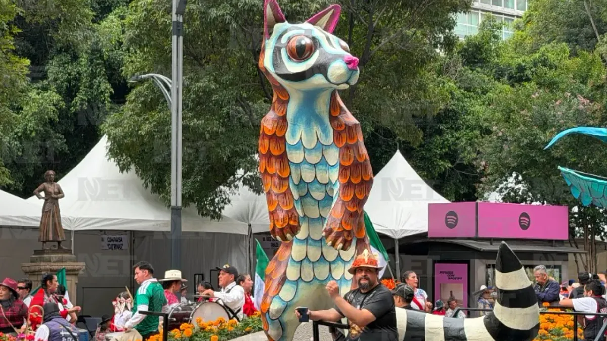Más de 200 mil personas asisten a desfile mundialista en Ciudad de México