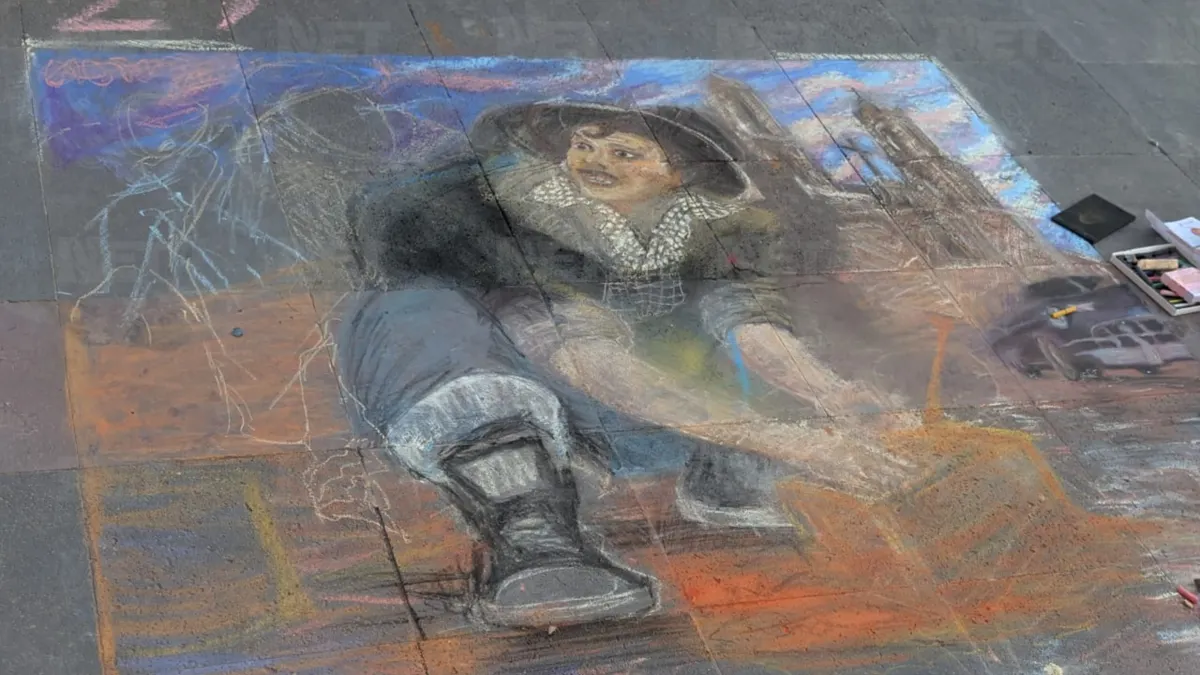 Artistas transforman el Centro Histórico con GisArte en Juárez