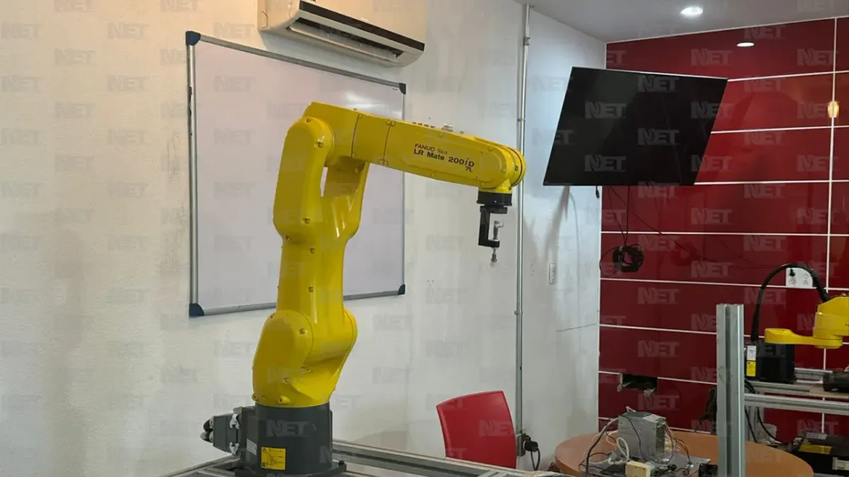 Lanza Canacintra curso de robótica y automatización en Juárez