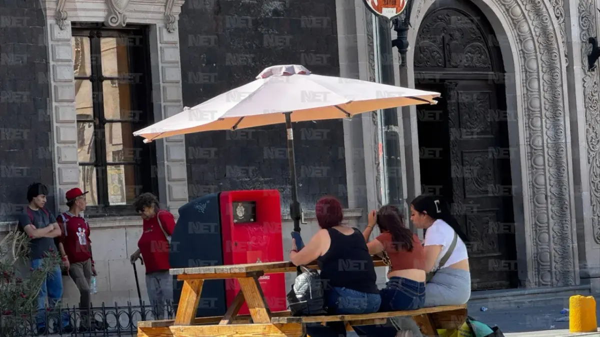 Alertan autoridades por calor extremo y riesgo de golpe de calor