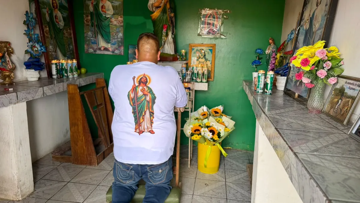 Caravana de tráileres llega a capilla del kilómetro 30 por San Judas Tadeo