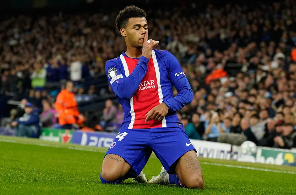 Real Madrid remonta en Roma y PSG agrava crisis del City