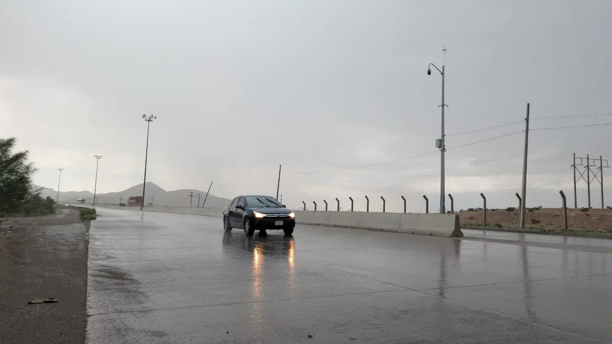 Lluvias moderadas a intensas se registran en el sur de Ciudad Juárez