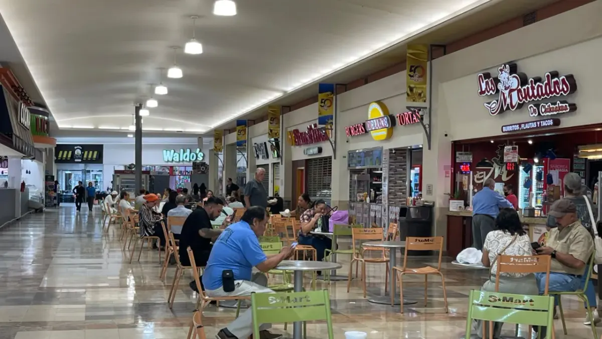 Reabre parcialmente Río Grande Mall tras incendio