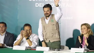 Ratifica Sheinbaum a Zoé Robledo al frente del IMSS y ordena nueva mesa de diálogo