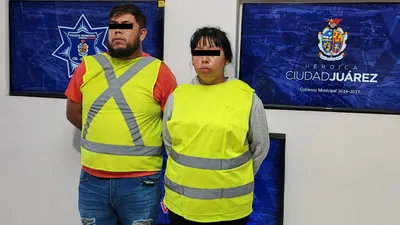 Mujer acusa a su pareja de asesinar a su ex; ambos son detenidos