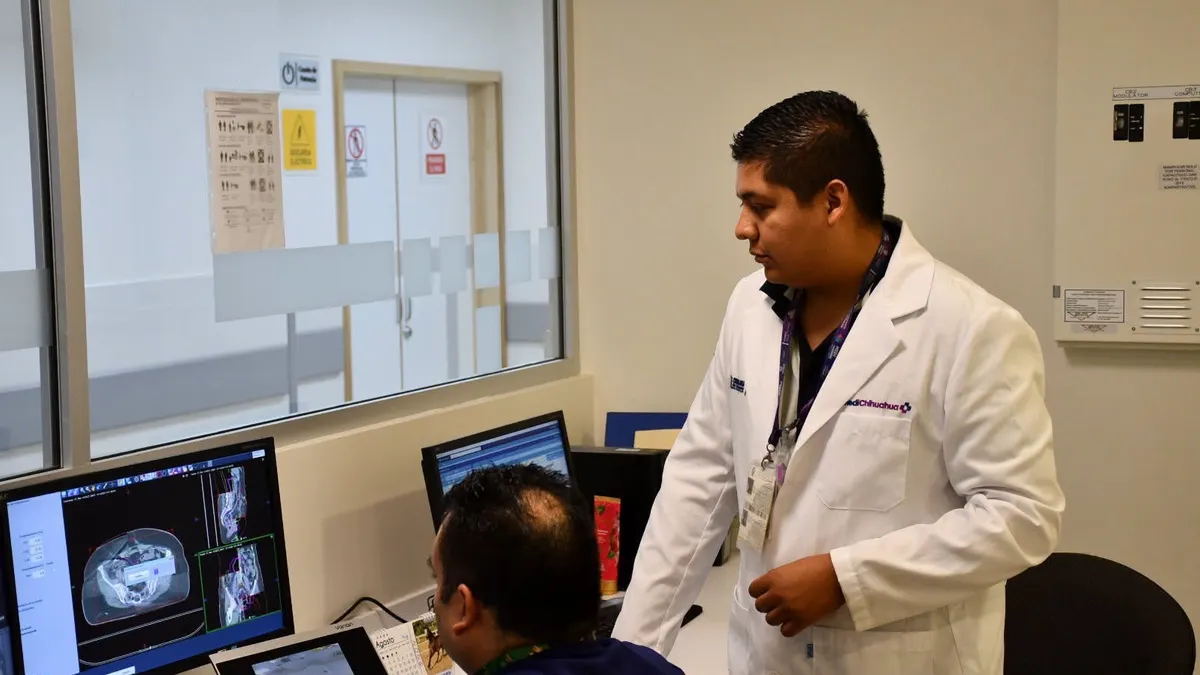 Brinda Centro de Radioterapia en Juárez tratamiento gratuito contra el cáncer de mama