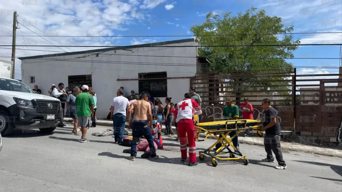 Dos mujeres quedan gravemente heridas tras ser atropelladas afuera de iglesia