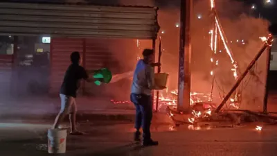 Arde puesto de madera por corto circuito en Urbivilla del Cedro
