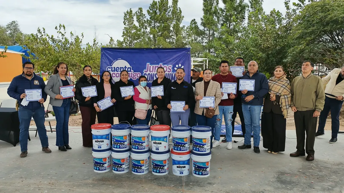Entrega Ichife materiales a 60 escuelas afectadas por lluvias en Juárez