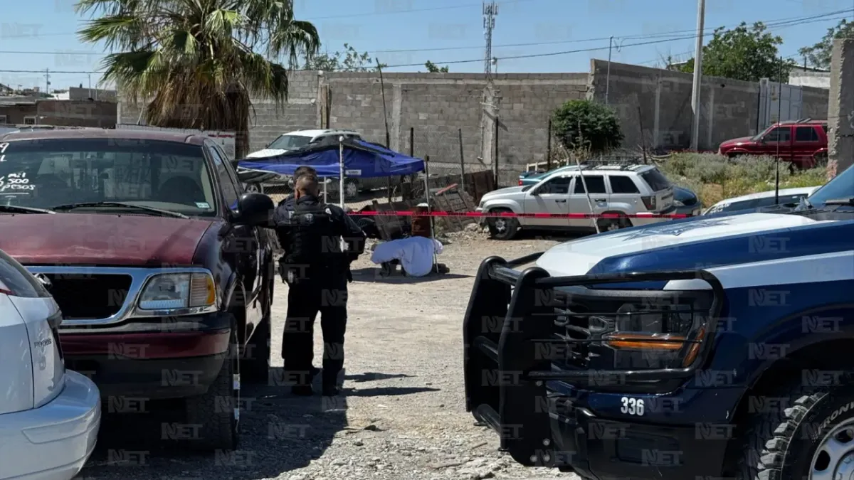 Hallan sin vida a conocido vendedor de autos en la colonia Azteca