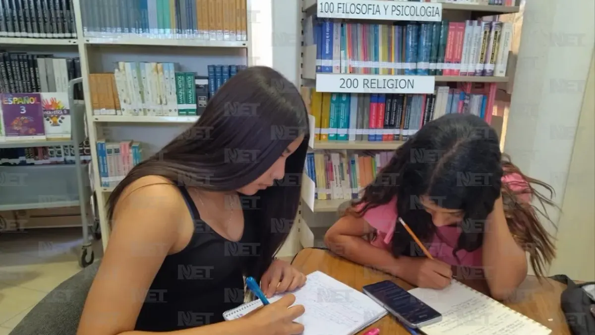 Lanza Petauro Lector campaña para reciclar cuadernos y libros en Juárez