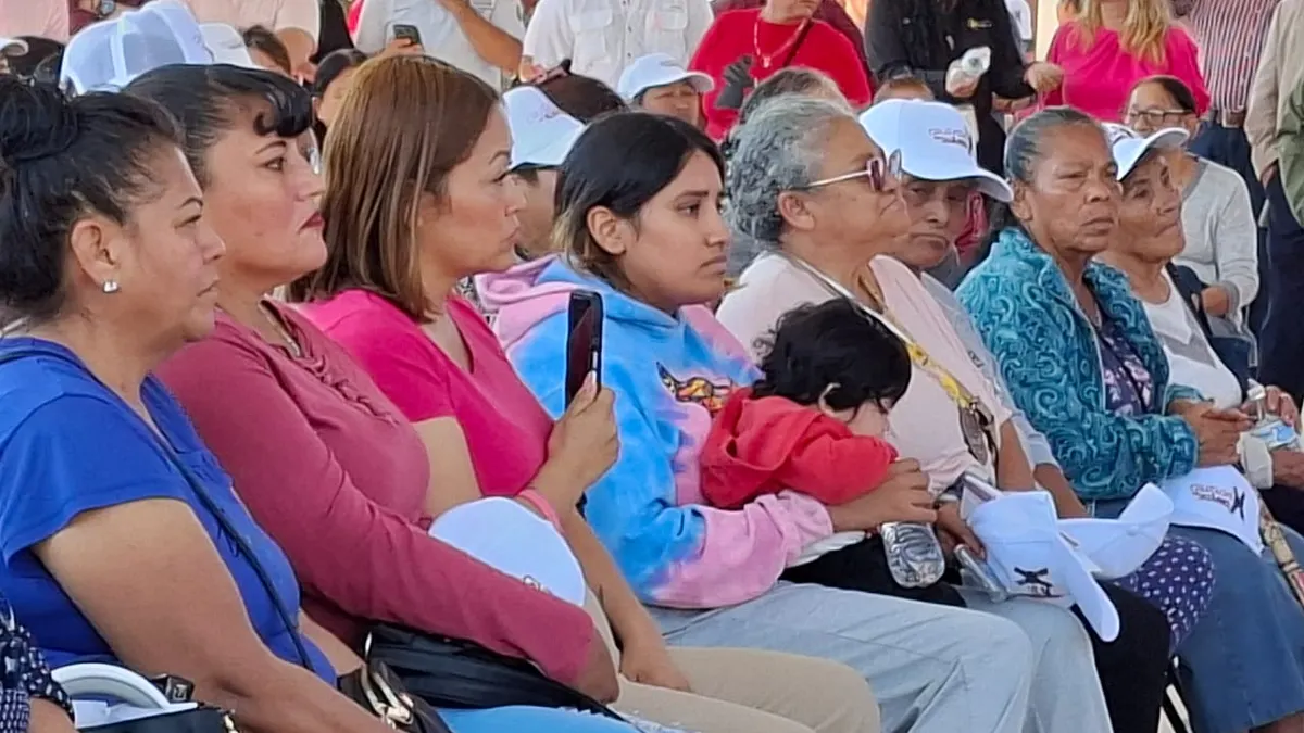 Llevan mastografías gratuitas al Centro Comunitario Palo Chino