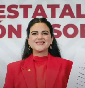 Se registra Andrea Chávez en proceso interno de Morena en Chihuahua