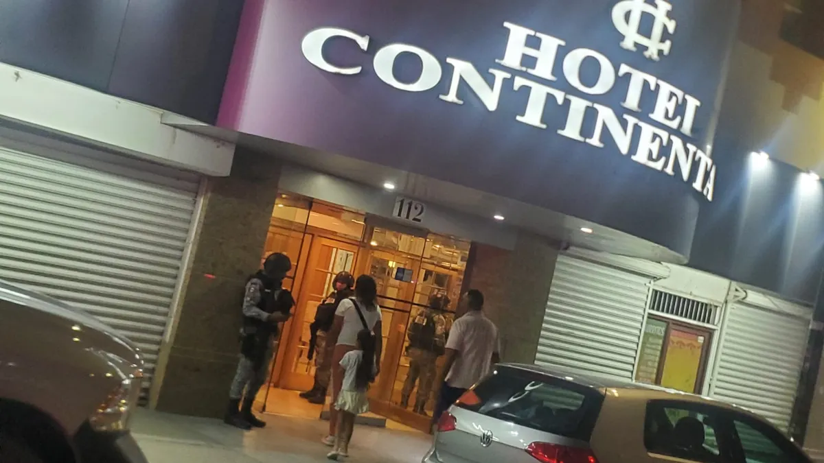 Autoridades realizan revisión migratoria en hoteles de Juárez y detienen a un brasileño