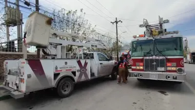 Sufre descarga eléctrica trabajador de Alumbrado Público en colonia El Colegio