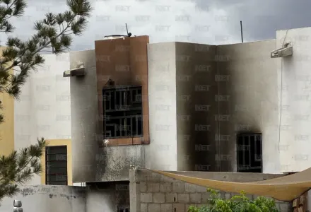 Fatal incendio cobra la vida de madre e hija en Portales de San Pedro
