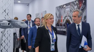 Cierra Maru Campos gira en Londres y confirma nuevas inversiones para Chihuahua