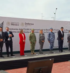 Encabeza Maru Campos ceremonia del 5 de mayo en Chihuahua
