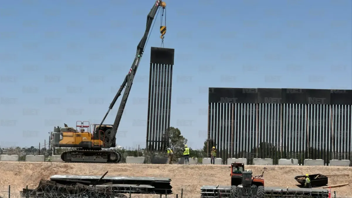Avanza construcción del 'muro negro' de EU visible desde Juan Pablo II