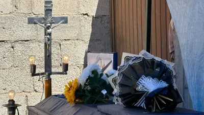 Vecinos de la Azteca se unen para darle funeral digno a Don Modesto