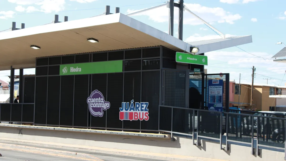 Centro de Atención Móvil de JuárezBus se instala en estación Hiedra