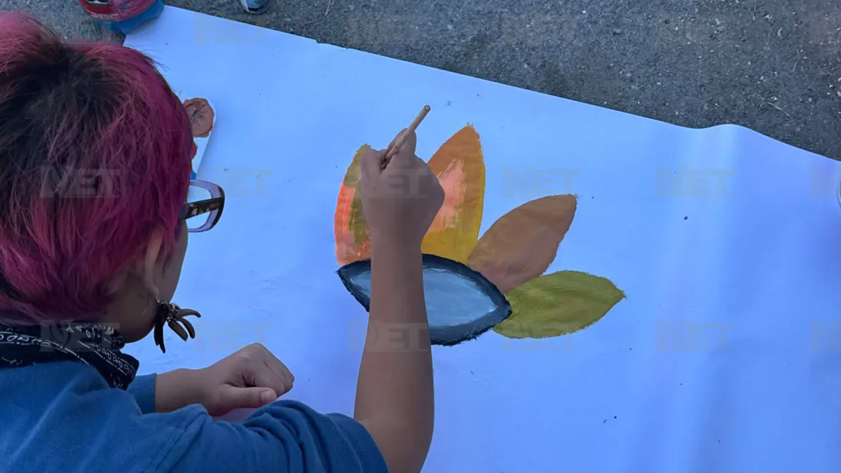 Comunidad de Juárez se une para restaurar el mural de Isabel Cabanillas