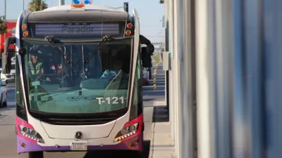 Cierran estación Catedral del Juárez Bus por trabajos de mantenimiento