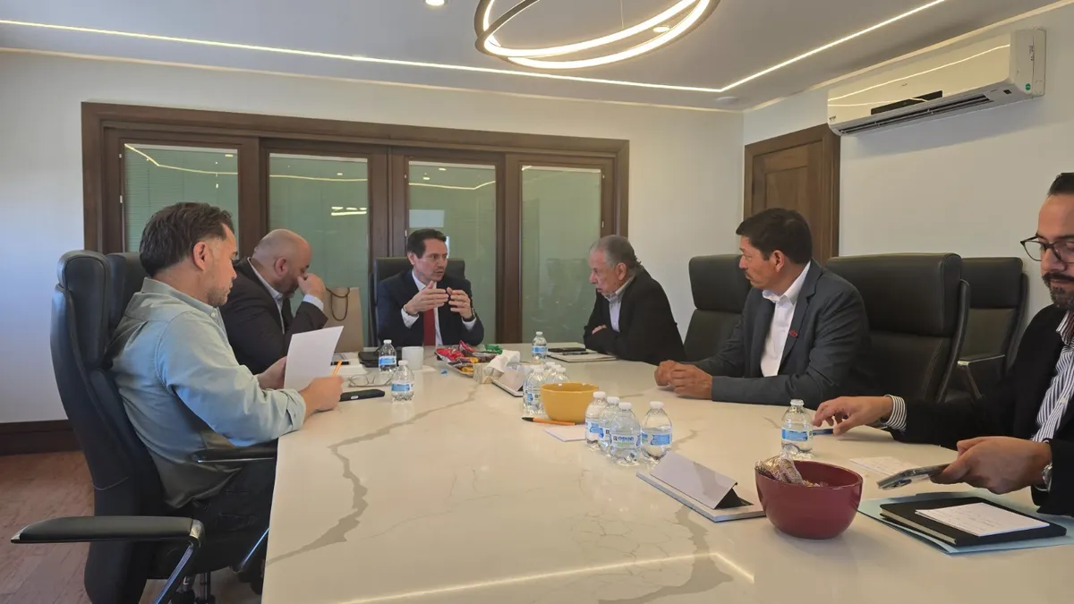 Revisan empresarios y gobierno proyectos de infraestructura en Chihuahua
