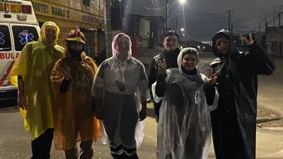 Auxilian estudiantes de la UTCJ a afectados por lluvias en Juárez