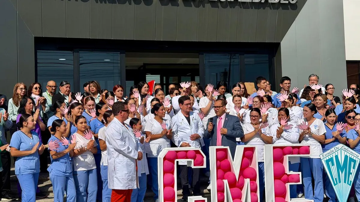 Promueve Centro Médico de Especialidades la prevención del cáncer de mama