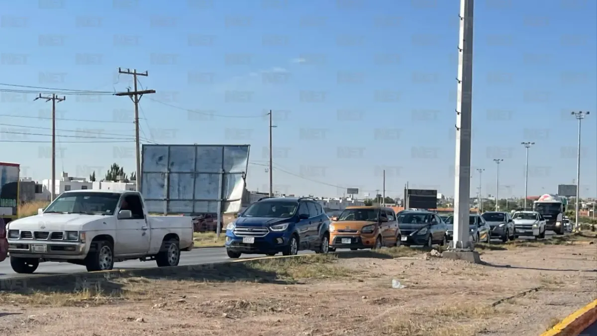 Limpian camellón entre Las Torres y Manuel J. Clouthier
