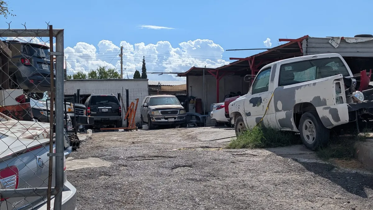 Hallan sin vida a trabajador en taller mecánico de la 'Jilotepec'