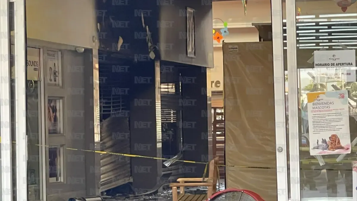 Se registra incendio en Río Grande Mall durante la madrugada; permanece cerrado