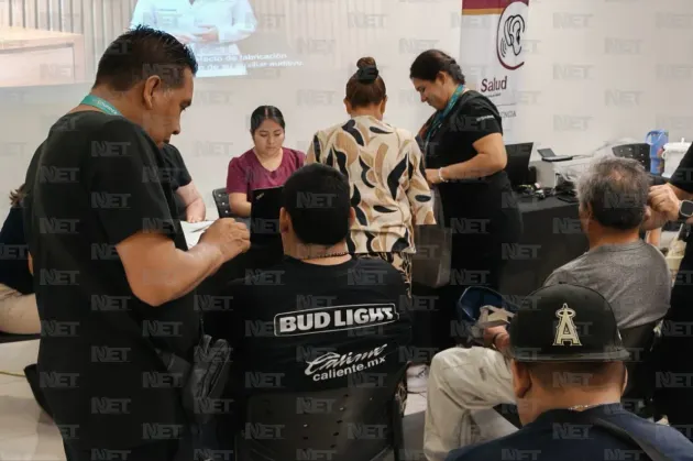 Entrega DIF más de 160 aparatos auditivos y lentes en Juárez